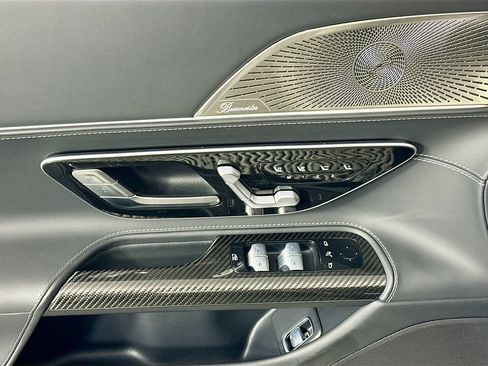 Certified 2023 Mercedes-Benz SL 63 AMG 4MATIC w/ Driver Assistance Package image 18