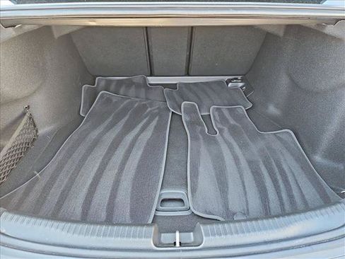 Used 2023 Mercedes-Benz C 300 Sedan image 6