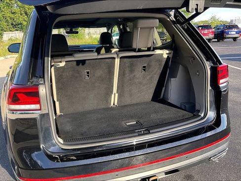 Used 2022 Volkswagen Atlas SE w/ Panoramic Sunroof Package AWD/4WD image 28