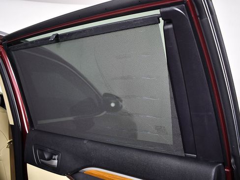 Used 2017 Toyota Highlander Limited image 45