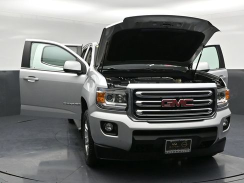 Used 2016 GMC Canyon SLE image 34