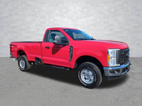 Used 2023 Ford F250 XL w/ XL Off-Road Package AWD/4WD image 2