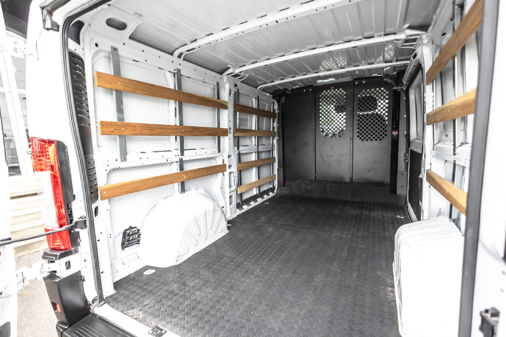 Used 2025 RAM ProMaster 2500 w/ U-Haul Equipment Group FWD image 24