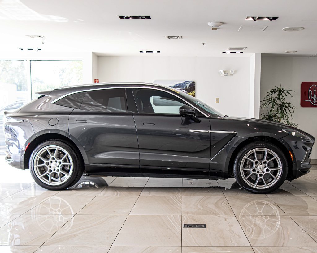 Used 2021 Aston Martin DBX AWD/4WD image 9