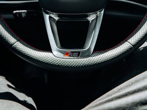 Used 2023 Audi RS Q8 w/ Black Optic Package image 27