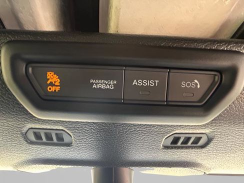 Used 2021 Jeep Wrangler Unlimited Sahara AWD/4WD image 12