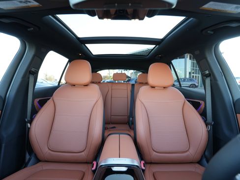 New 2026 Mercedes-Benz GLC 300 4MATIC image 32