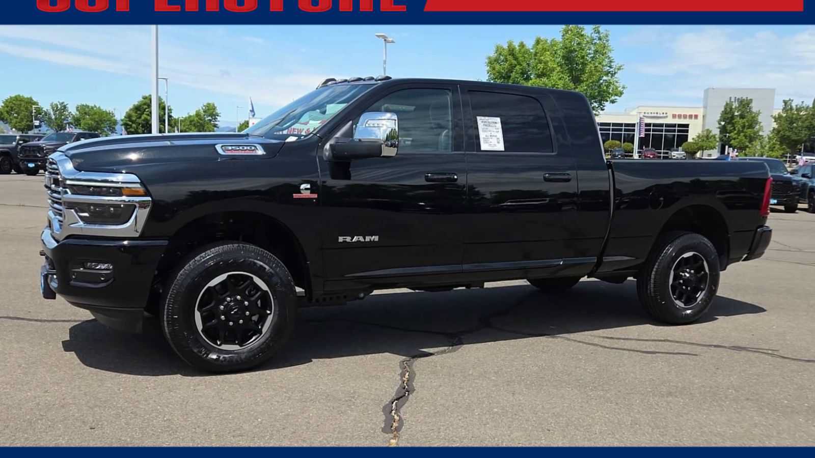 New 2026 RAM 3500 Laramie AWD/4WD image 4