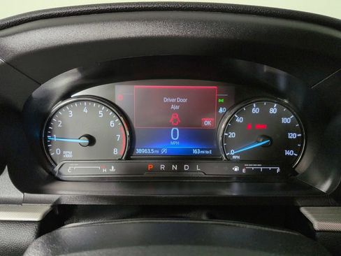 Used 2021 Ford Explorer XLT w/ Equipment Group 202A RWD image 15