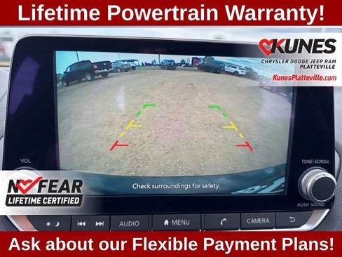 Used 2025 Nissan Sentra SV FWD image 21