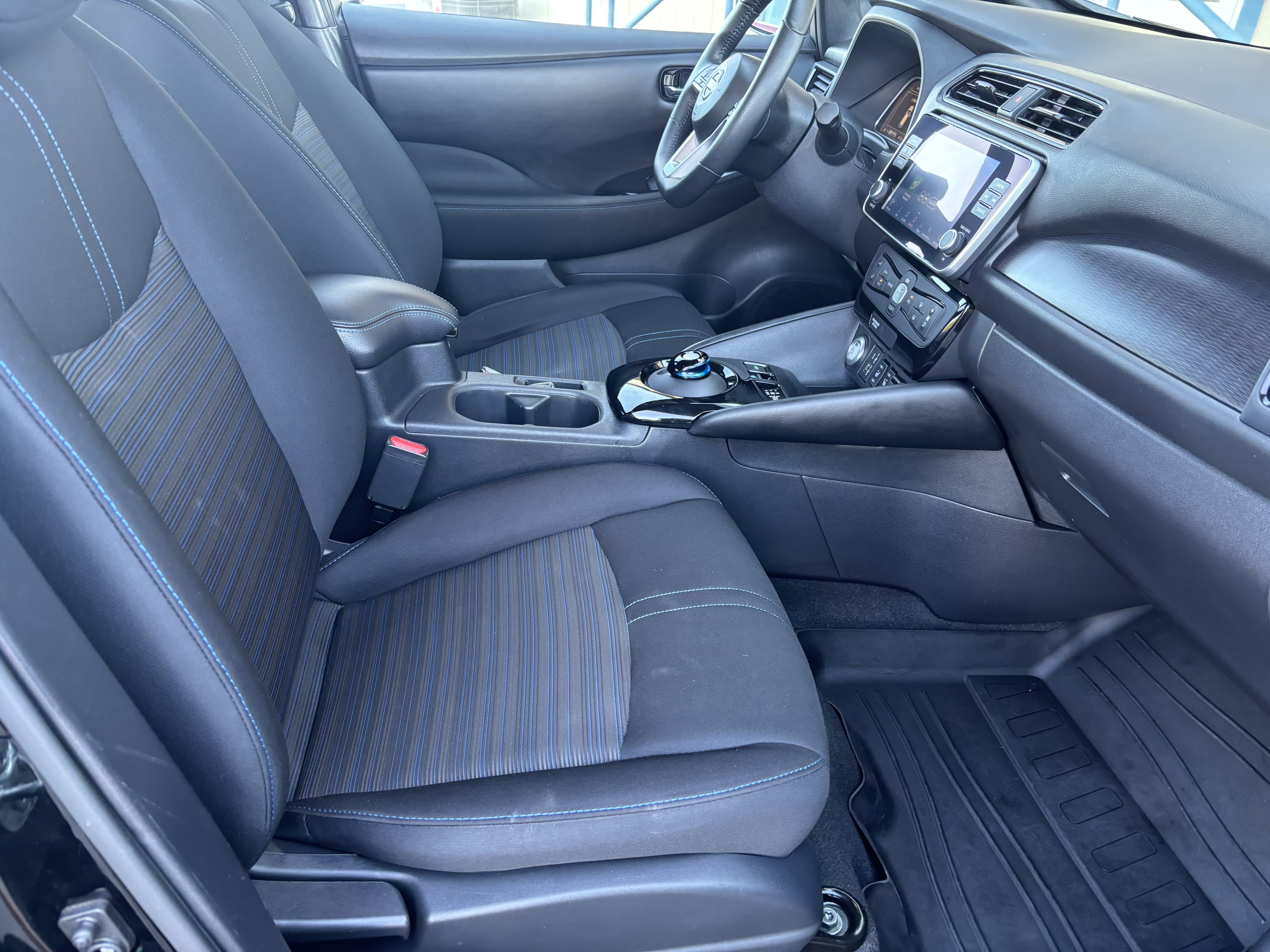 Used 2024 Nissan Leaf SV Plus FWD image 29