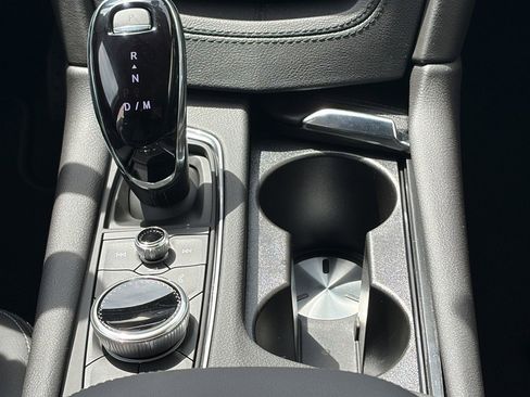 New 2026 Cadillac XT5 Luxury image 12