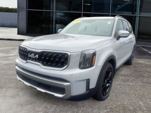 Used 2023 Kia Telluride EX X-Line image 1