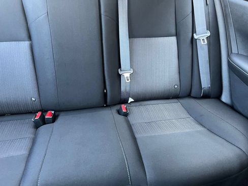 Used 2025 Nissan Sentra SV FWD image 36