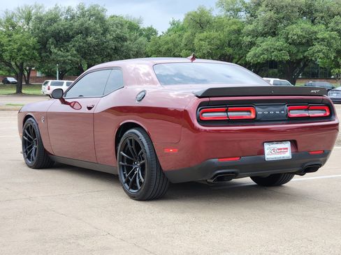 Used 2023 Dodge Challenger SRT Hellcat image 4