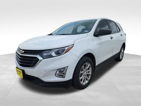 Used 2021 Chevrolet Equinox LS FWD image 4