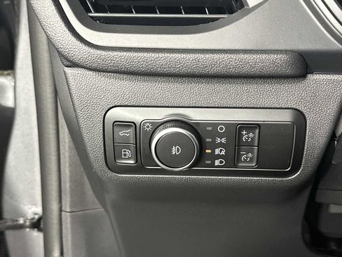 Used 2025 Ford Escape SE FWD image 27