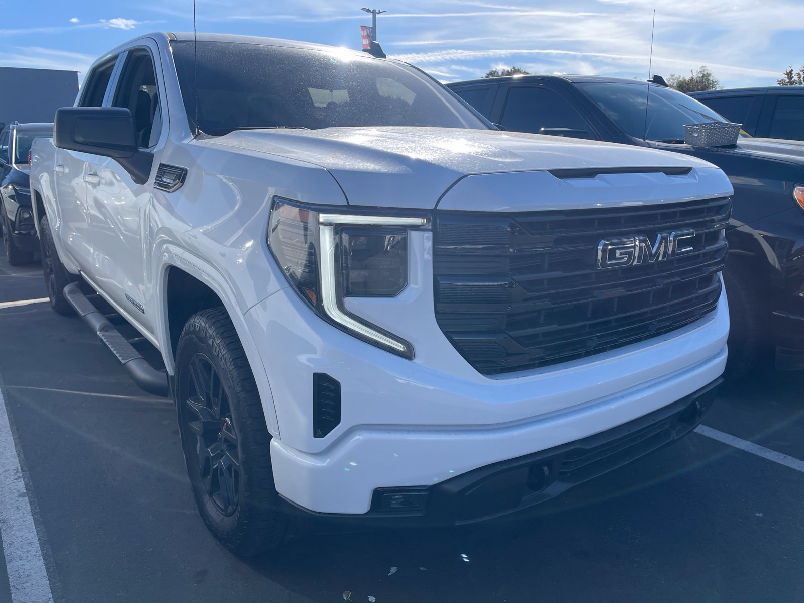 Used 2026 GMC Sierra 1500 Elevation AWD/4WD image 1