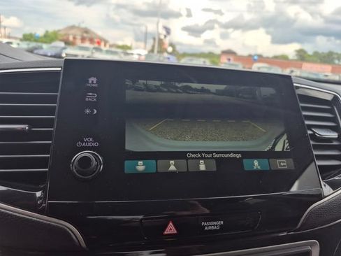 Used 2022 Honda Pilot Touring image 21