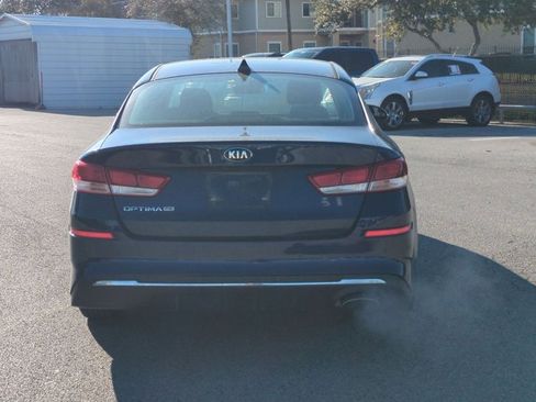 Used 2019 Kia Optima LX image 6