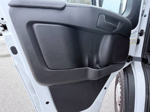 Used 2024 RAM ProMaster 2500 w/ Convenience Group FWD image 22