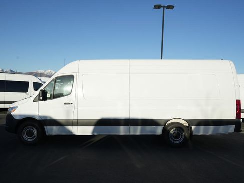 New 2026 Mercedes-Benz Sprinter 2500 image 4