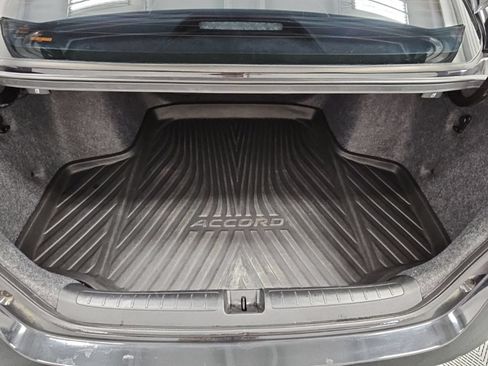Used 2020 Honda Accord Sport image 32
