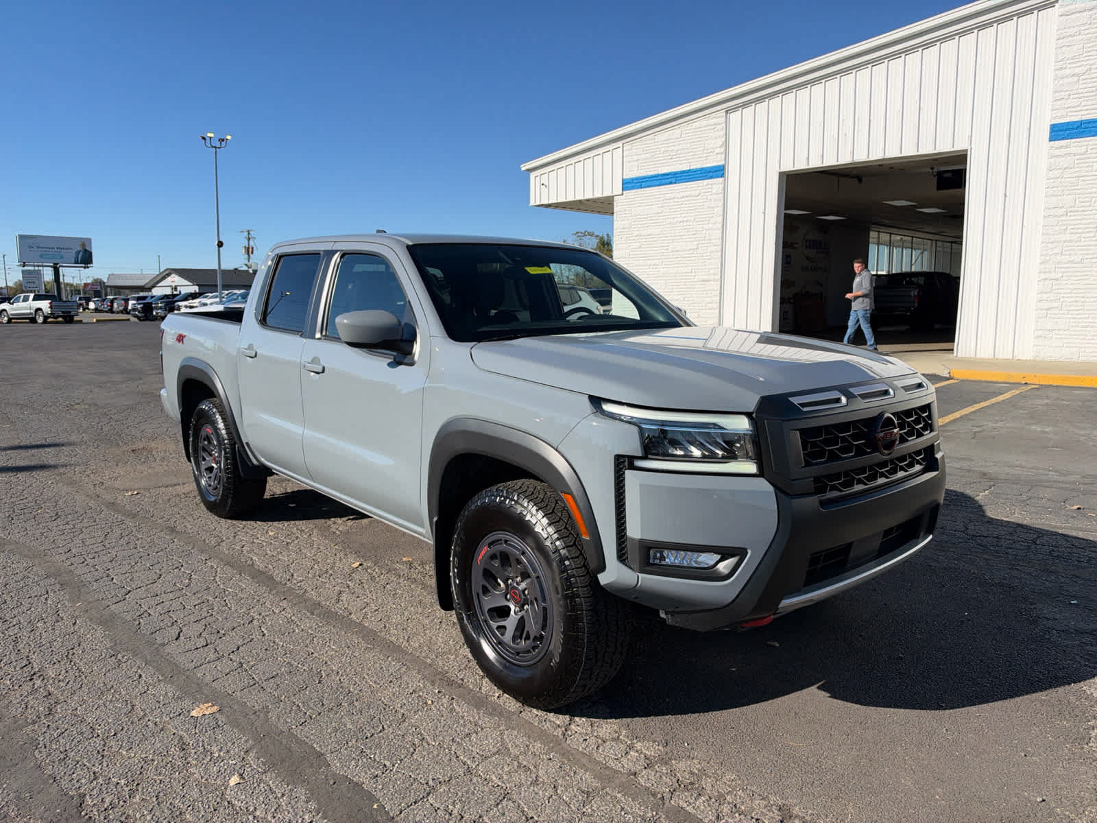 Used 2025 Nissan Frontier PRO-4X w/ Interior Protection Package AWD/4WD image 7