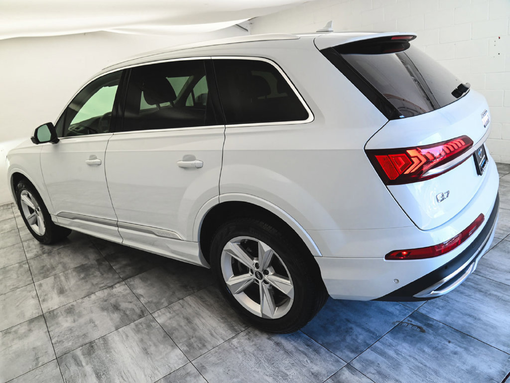 Used 2023 Audi Q7 2.0T Premium Plus w/ Premium Plus Package AWD/4WD image 4
