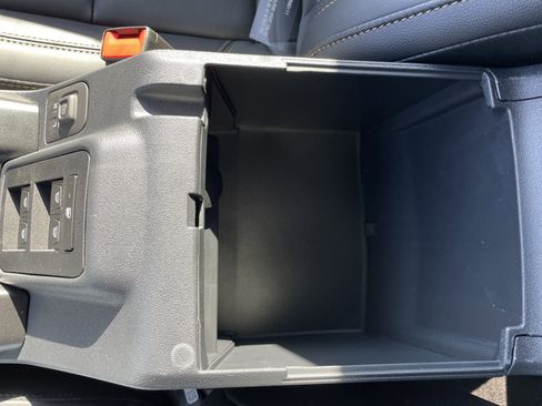 New 2025 Ford Bronco Badlands w/ Sasquatch Package image 33