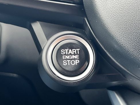 Used 2022 Alfa Romeo Giulia Ti image 22