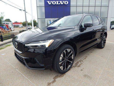 New 2026 Volvo XC60 T8 Plus w/ Protection Package Premier AWD/4WD image 2