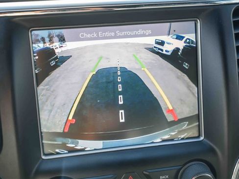 Used 2017 Jeep Grand Cherokee Altitude image 22