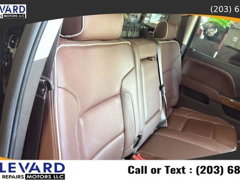 Used 2015 Chevrolet Silverado 1500 High Country w/ High Country Premium Package AWD/4WD image 36