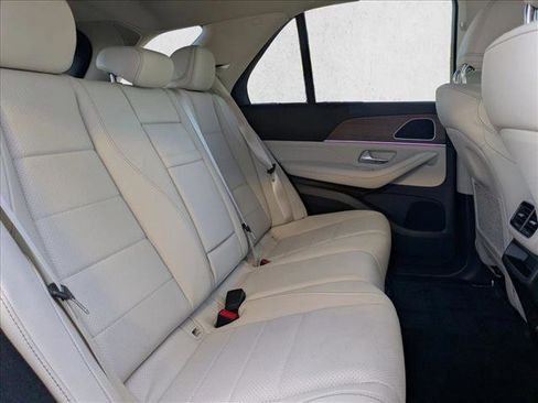 Certified 2025 Mercedes-Benz GLE 350 4MATIC image 23