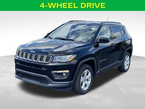 Used 2021 Jeep Compass Latitude AWD/4WD image 4