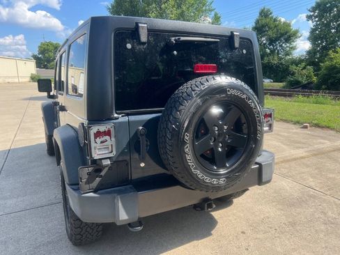 Used 2016 Jeep Wrangler Unlimited Sport AWD/4WD image 2