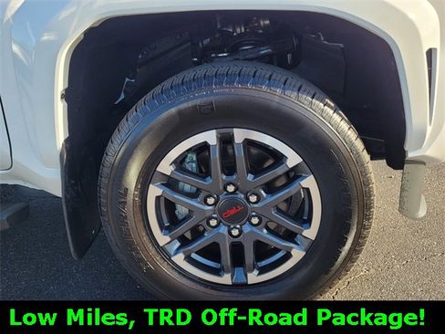 Used 2024 Toyota Tacoma TRD Sport image 10