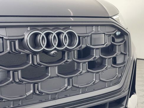 New 2025 Audi Q8 Prestige image 10