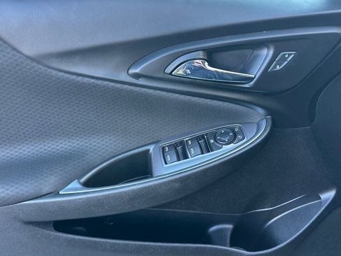 Used 2021 Chevrolet Malibu LT image 12