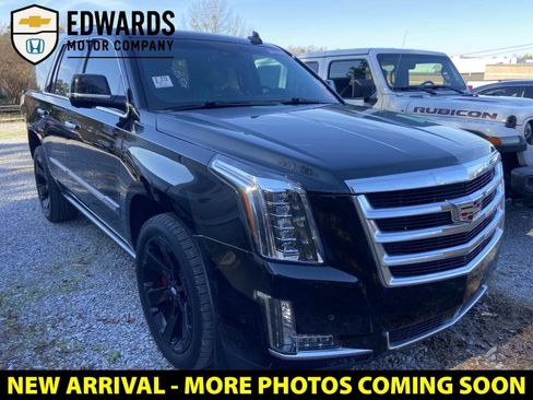 Used 2019 Cadillac Escalade Premium Luxury image 1