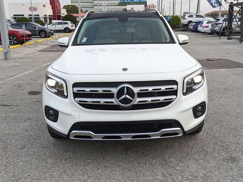 Used 2022 Mercedes-Benz GLB 250 image 11