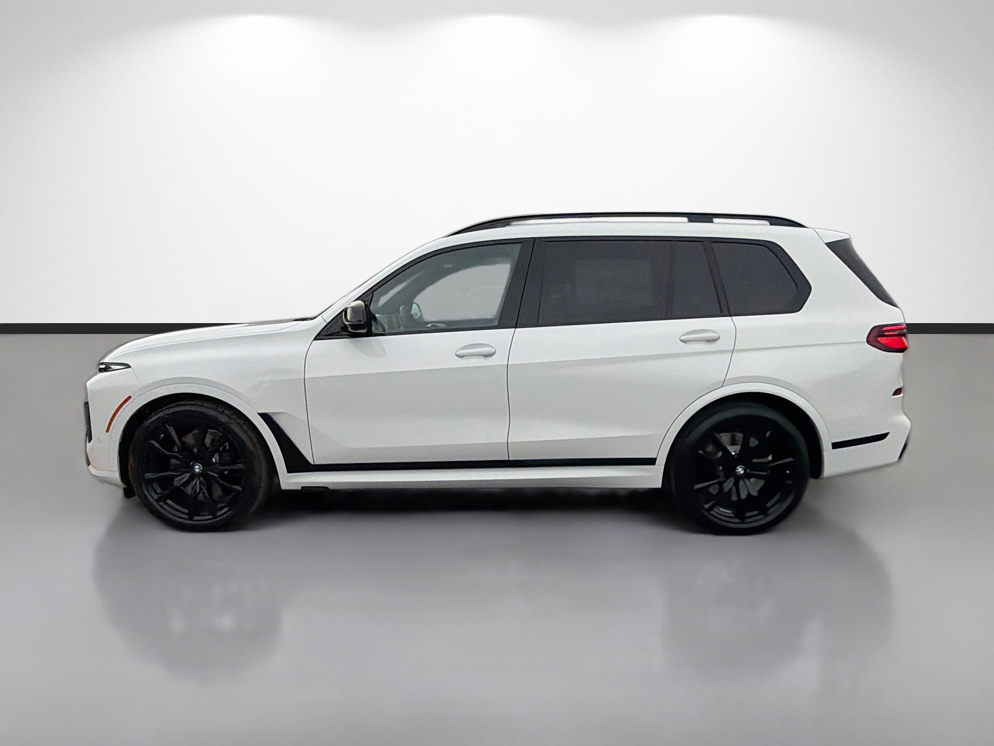 New 2027 BMW X7 M60i AWD/4WD image 6