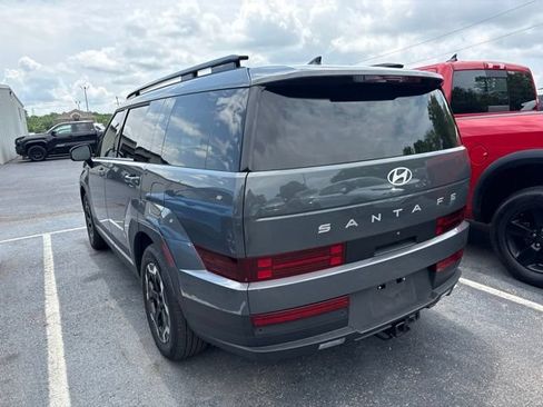 Used 2025 Hyundai Santa Fe SEL w/ Tow & Go Package FWD image 3