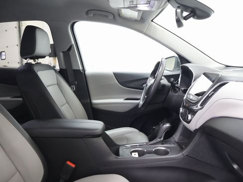Used 2019 Chevrolet Equinox Premier image 21
