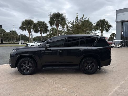Certified 2025 Lexus LX 700h Overtrail AWD/4WD image 6
