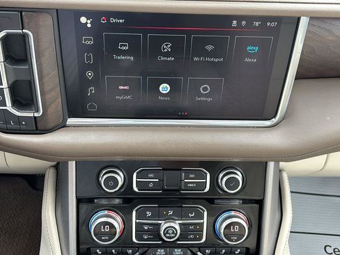 Used 2022 GMC Yukon Denali w/ Max Trailering Package AWD/4WD image 34