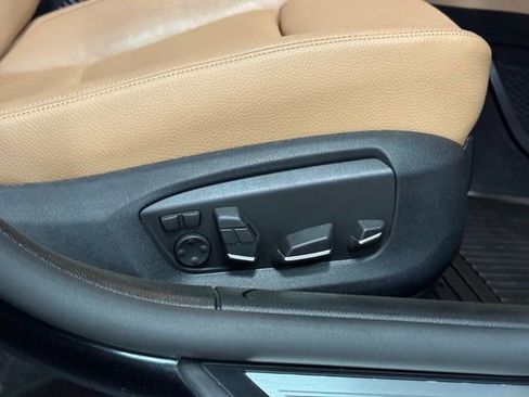 Used 2014 BMW 740Li xDrive image 16