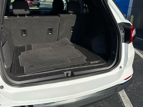 Used 2021 Chevrolet Equinox LT FWD image 7