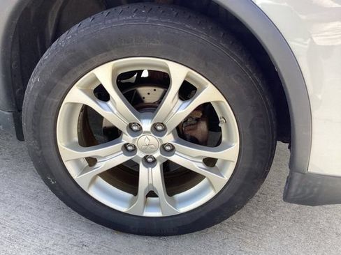Used 2015 Mitsubishi Outlander SE AWD/4WD image 7